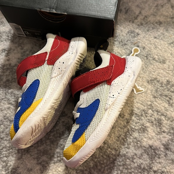 Nike, Air Jordan Cadence, NWT, Size 10, Size 9, Size 8 - Picture 8 of 11